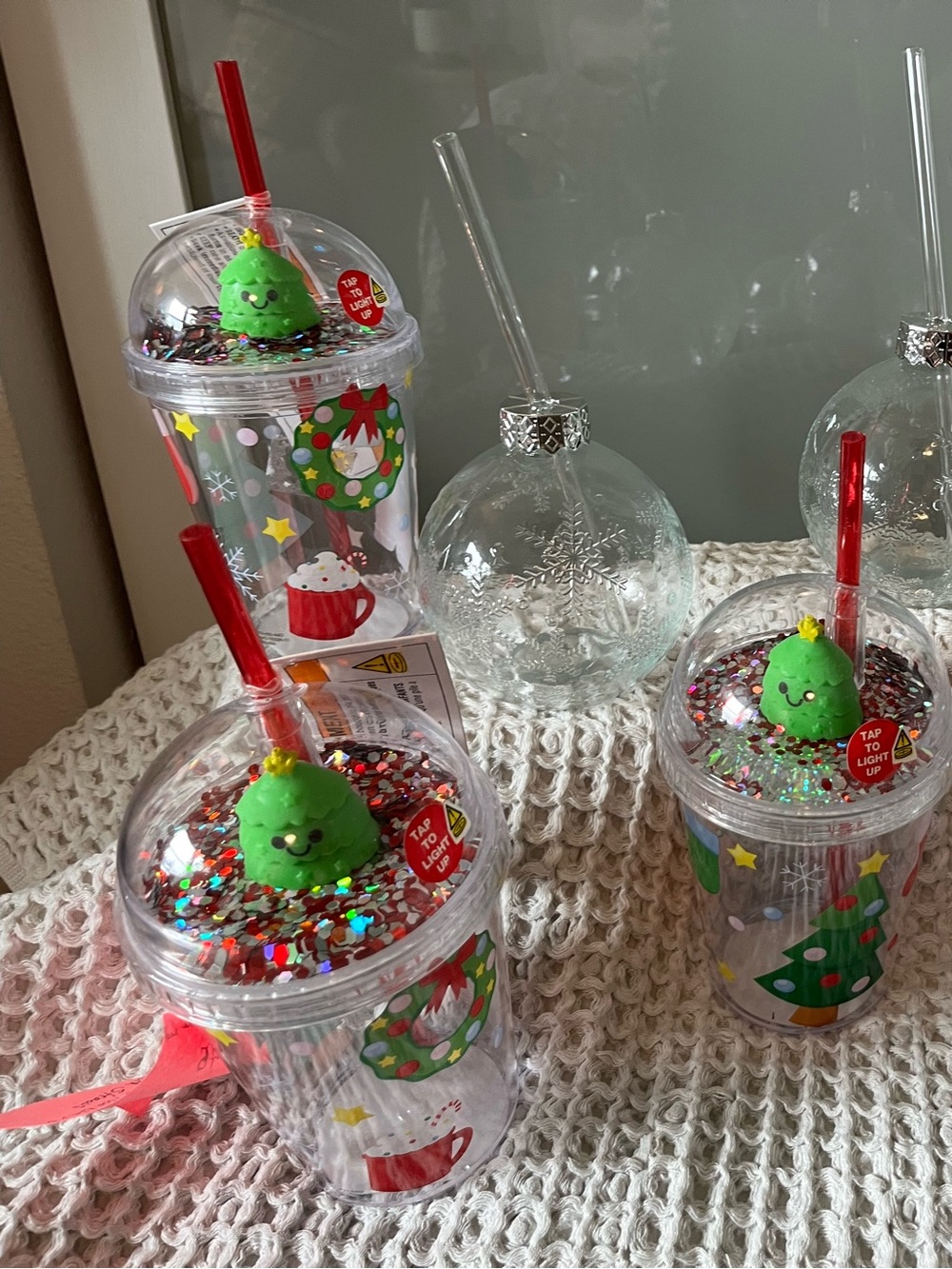 CHRISTMAS PARTY! Holiday Glitter Tree Tumblers, Tee Turtles, Glass tumblers 177